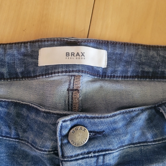 Brax straight leg jeans with floral pattern - Picture 10 of 10